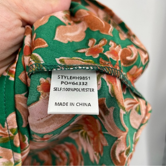 NWT JODIFL green pink floral short puff sleeve top Sz M - Picture 7 of 8